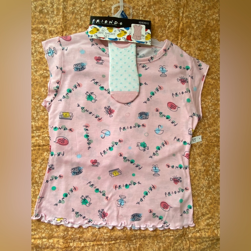 The Beloved “Friends” Shorty Set